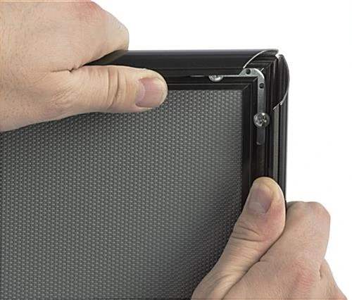 8.5β X 11β Dual Sided Stand, Snap Open, Black - Image 5